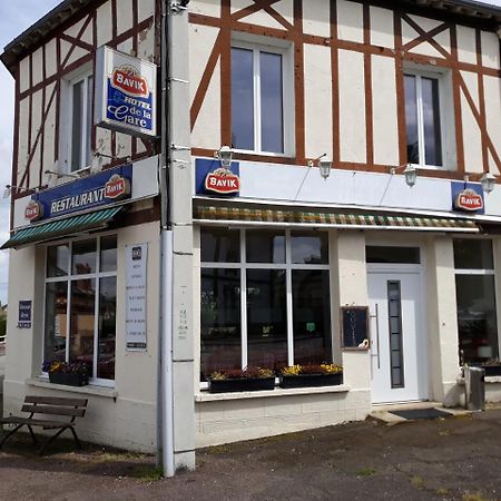 Hotel De La Gare Sainte-Gauburge-Sainte-Colombe Exterior foto